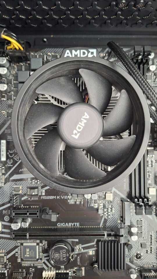 Ryzen 5 5500 3.6GHz (4.2GHz Boost) 16MB Önbellek 6 Çekirdek AM4 İşlemci