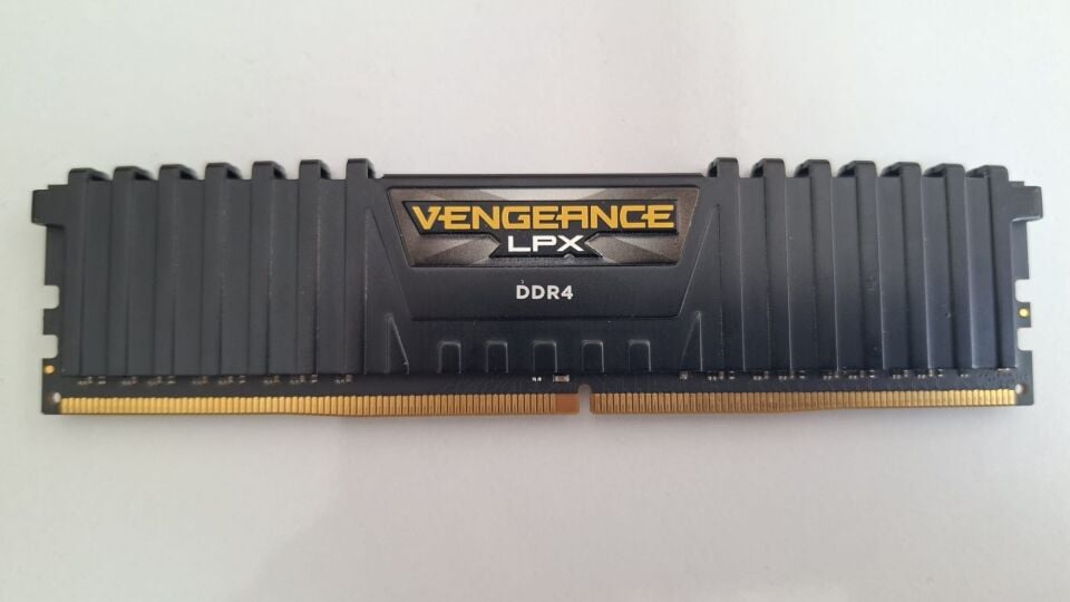 VENGEANCE LPX 8GB (1x8GB) DDR4 3000MT/s CL16 RAM