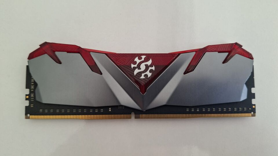 Gammix D30 8GB (1x8GB) DDR4 3000MT/s CL16 RAM (Kırmızı)