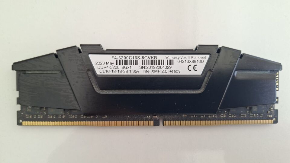 Ripjaws V 8GB (1x8GB) DDR4 3200MT/s CL16 RAM