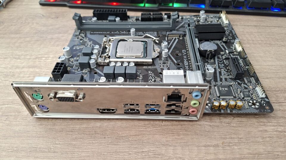 H410M H V3 DDR4 2933MT/s(OC) LGA1200 mATX Anakart