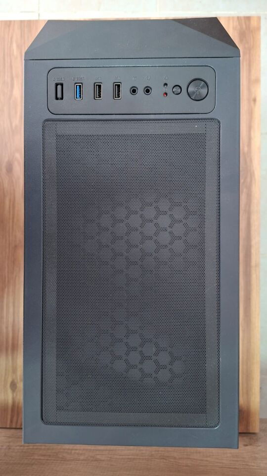 MEGA GAMING EVR01 R5-4500 16GB-DDR4 480GB-SSD RX-6500-XT-4G Masaüstü PC