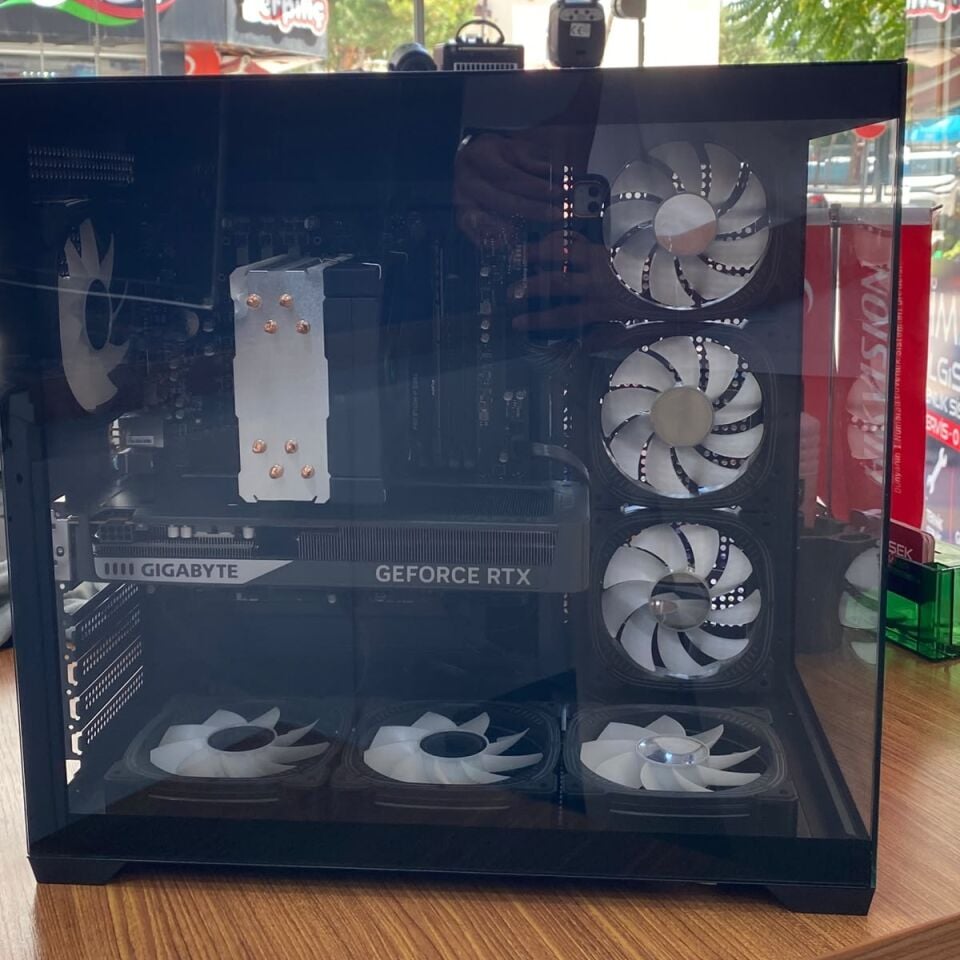 MEGA GAMING ZRN01 i5-14400F 16GB-DDR4 480GB-SSD RTX-5060-8G Masaüstü PC