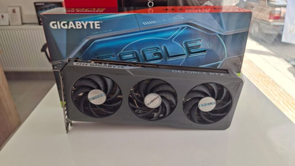 GeForce RTX5060 EAGLE MAX OC 8GB GDDR7 128-bit Ekran Kartı