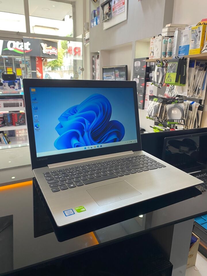 IdeaPad 320-15IKB i5-8250U 8GB-DDR4 480GB-SSD MX150-2G 15.6-HD Dizüstü PC